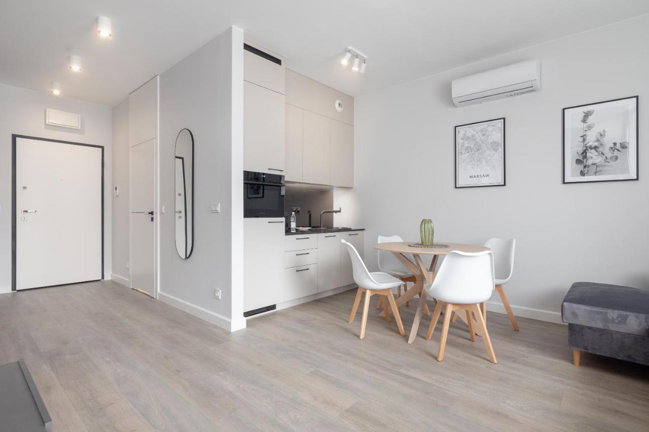 Warsaw Spire Stylish Apartament מראה חיצוני תמונה